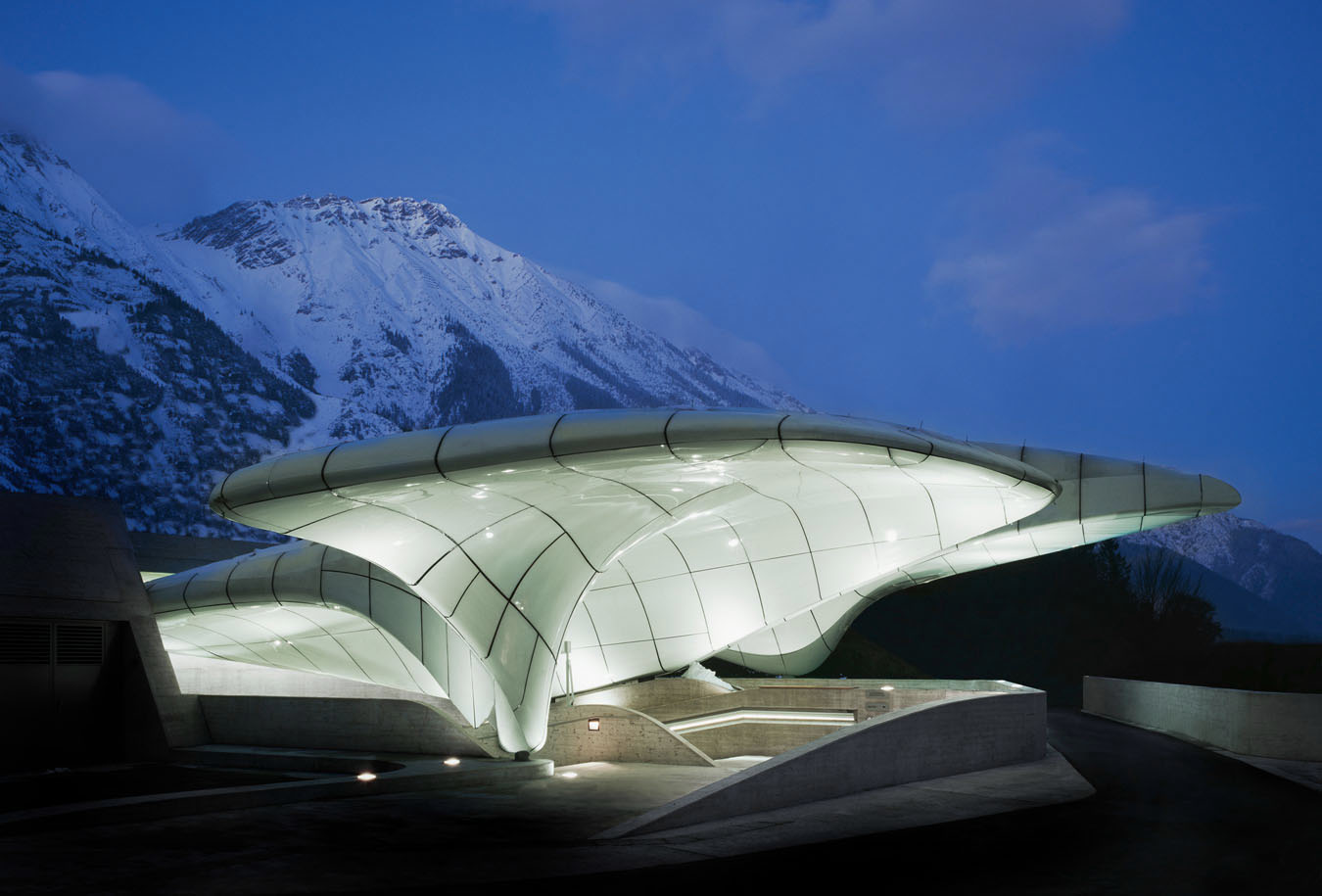 Station Hungerburg, Nordkettenbahn, Innsbruck, Tirol, Österreich · Tirol Werbung GmbH · Architektur: Zaha Hadid Architects.