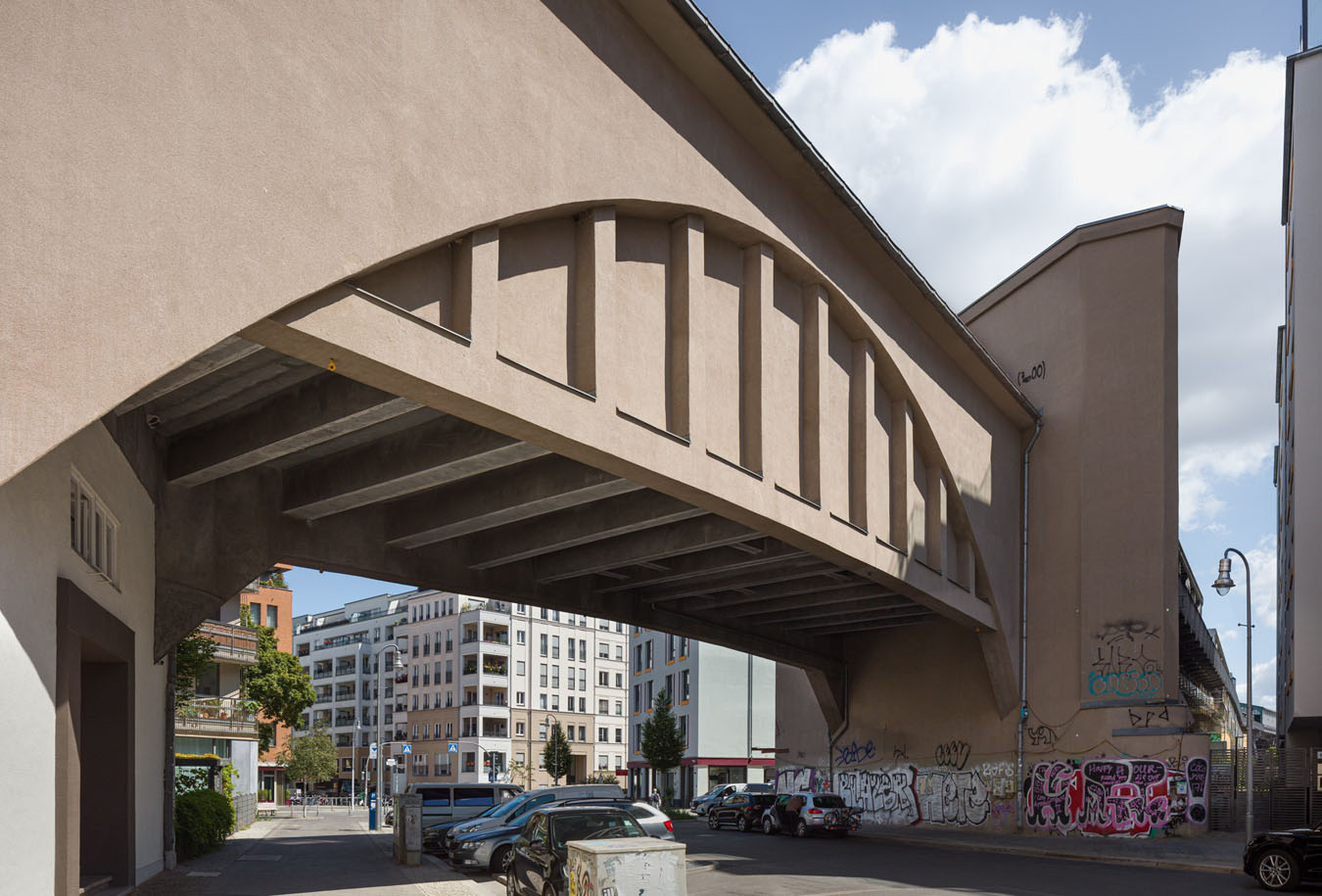 Historische U-Bahn-Hausdurchführung